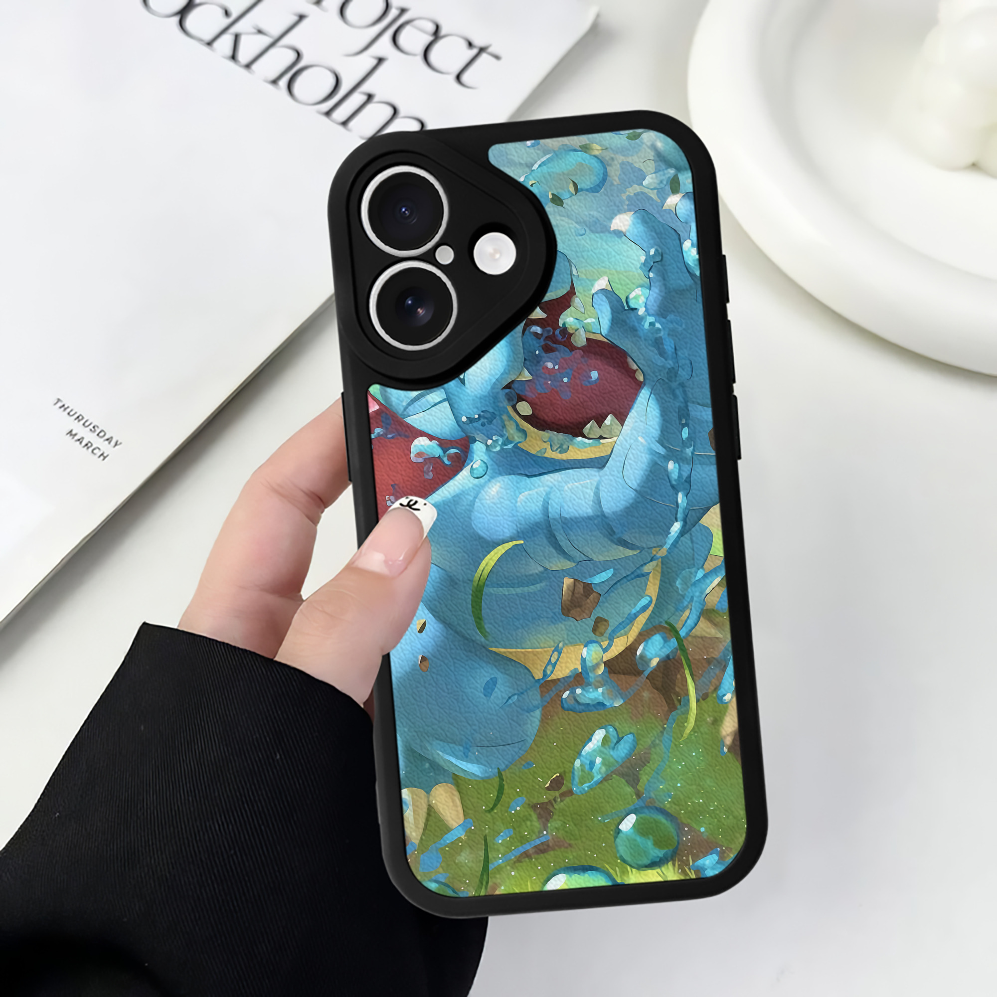 （画像用） ポケットモンスター Pokémon 【iPhone 16シリーズ対応】シリコンスマホケース（レザー調） 材質：シリコン